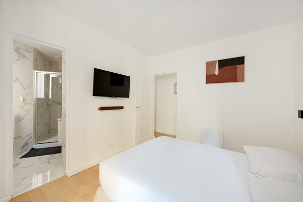 Foto van Schitterend appartement met airconditioning – 2BR/6P – St Germain-des-Prés - Untagged