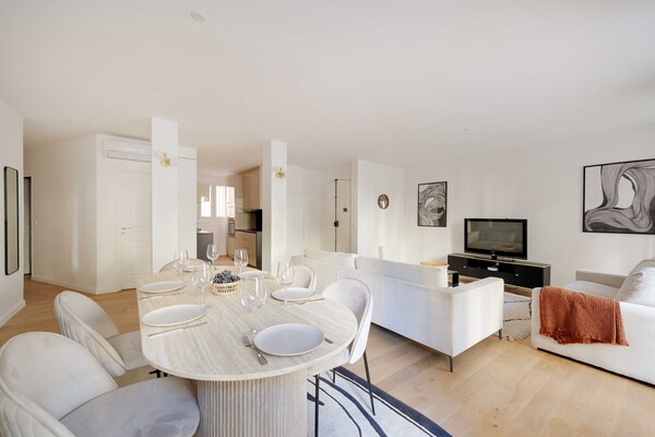 Foto van Schitterend appartement met airconditioning – 2BR/6P – St Germain-des-Prés - Untagged