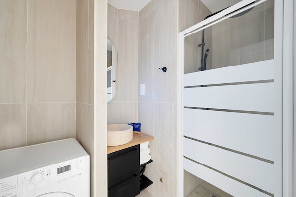 Foto van Schitterend appartement met airconditioning – 2BR/6P – St Germain-des-Prés - Untagged