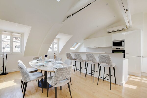 Foto van Apt airconditioning 3BR/6P - Saint-Lazare/Les Champs Elysée - Untagged