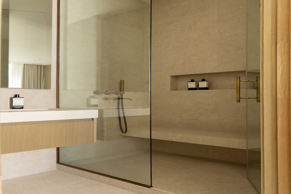 Foto van Luxe appartement - 2 slaapkamers/6 plaatsen - Madeleine/Saint Honore - Untagged