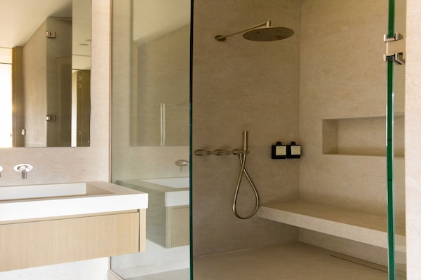 Foto van Luxe appartement - 2 slaapkamers/6 plaatsen - Madeleine/Saint Honore - Untagged