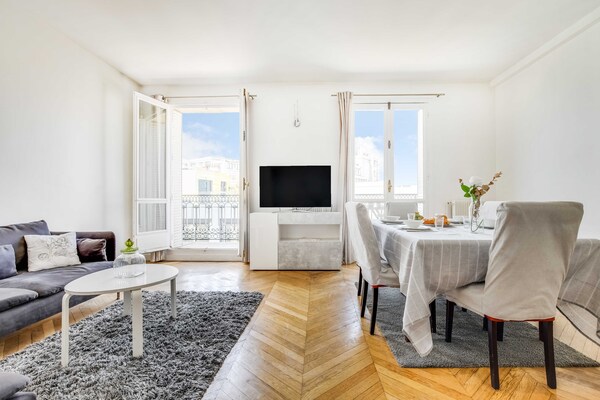 Foto van Ruim appartement met 1 slaapkamer en 4 plaatsen - Champs-Élysées - Untagged