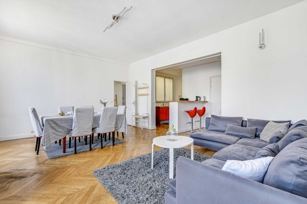 Foto van Ruim appartement met 1 slaapkamer en 4 plaatsen - Champs-Élysées - Untagged