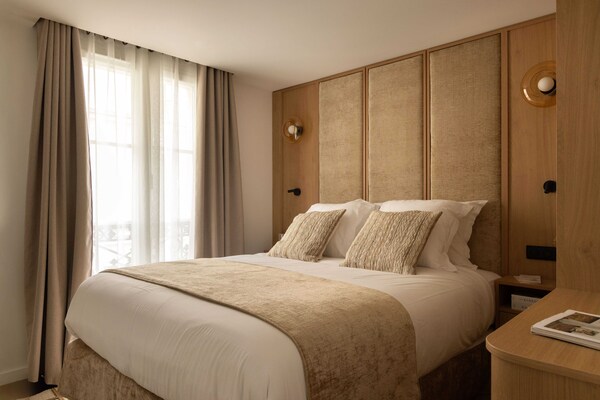 Foto van Elegant appartement - 3 slaapkamers - 8 plaatsen - Canal Saint-Martin - Untagged