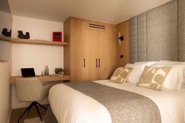 Foto van Elegant appartement - 3 slaapkamers - 8 plaatsen - Canal Saint-Martin - Untagged