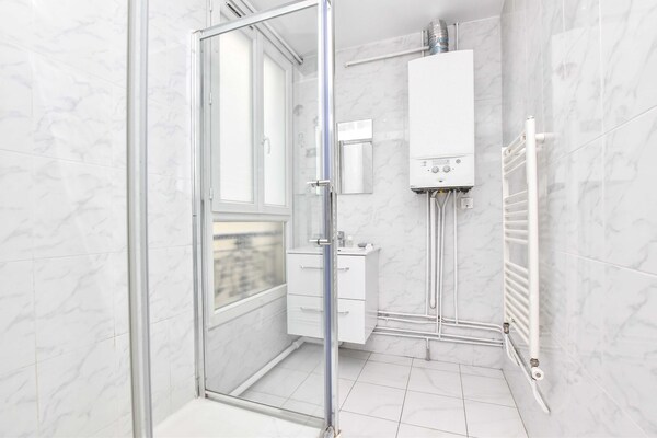 Foto van Rustig appartement - 2BR/6P - Ménilmontant - Vakantiehuis in Paris - 
