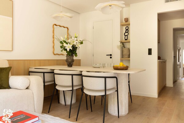 Foto van Elegant appartement - AC-3BR-8P - Place de la Nation - Untagged