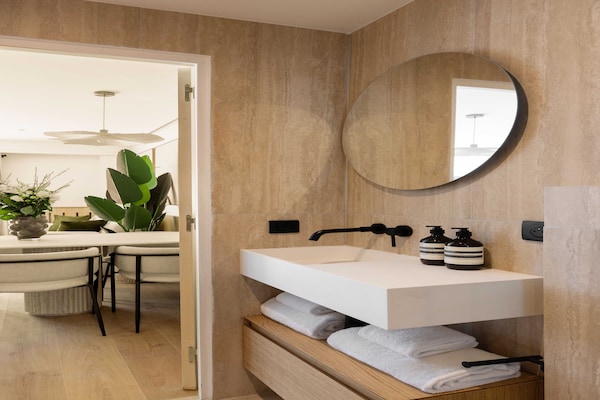 Foto van Elegant appartement - AC-3BR-8P - Place de la Nation - Untagged