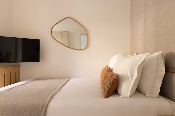 Foto van Elegant appartement met airconditioning, 1 slaapkamer - 4 personen - Nation - Untagged