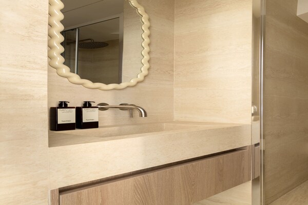 Foto van Prachtig appartement met airconditioning –1 slaapkamer/4 personen– Alésia - BathRoom