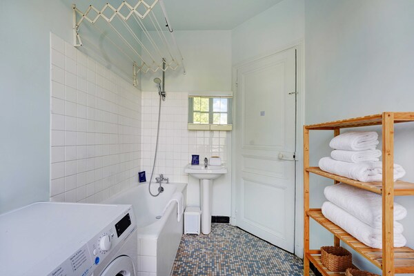 Foto van Elegant appartement met 1 slaapkamer en 4 slaapkamers – Parijs 15/Montparnasse - Untagged