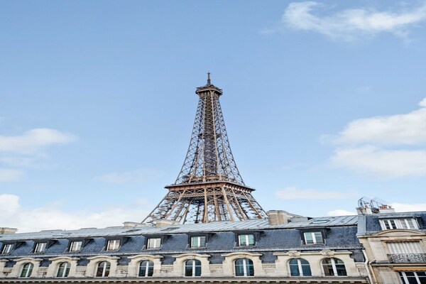 Foto van Uitzonderlijk 3BDR/6P appartement - Uitzicht op de Eiffeltoren - Untagged