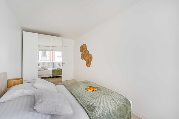 Foto van Ruim appartement met 1 slaapkamer en 2 badkamers - Auteuil - Untagged
