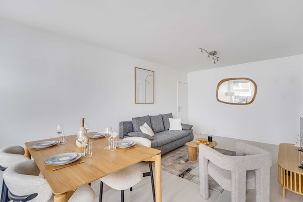Foto van Ruim appartement met 1 slaapkamer en 2 badkamers - Auteuil - Untagged