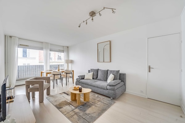 Foto van Ruim appartement met 1 slaapkamer en 2 badkamers - Auteuil - Untagged