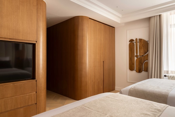 Foto van Prestigieus appartement met airconditioning, 4 slaapkamers/10 plaatsen – Arc de Triomphe - Untagged