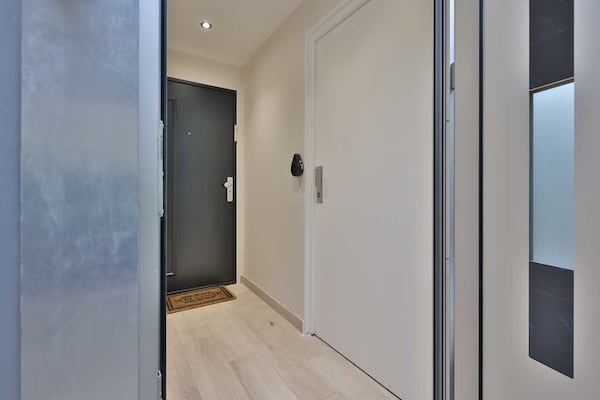 Foto van Onlangs gerenoveerd appartement ☆ Canal de Lourq ☆ - 