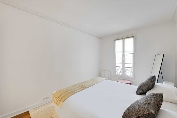 Foto van Prachtig appartement 2 slaapkamers/6 personen – Eiffeltoren - Untagged