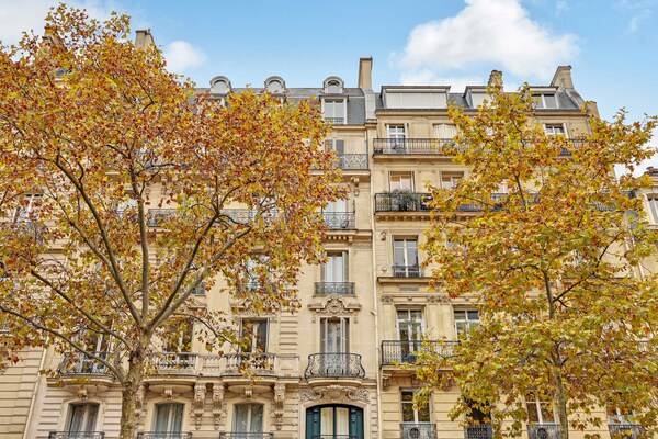 Foto van Luxe appartement met 2 slaapkamers en 6 badkamers - Arc de Triomphe - Untagged