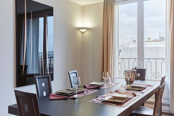 Foto van Schitterend Arc de Triomphe-appartement - Vakantiehuis in Paris - 