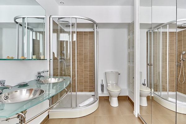 Foto van Schitterend Arc de Triomphe-appartement - Vakantiehuis in Paris - 