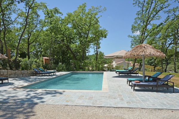 Foto van Villa in Montauroux met Zwembad en Uitzicht - Vakantiehuis in Montauroux - PoolOfHouse