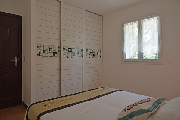 Foto van Villa in Montauroux met Zwembad en Uitzicht - Vakantiehuis in Montauroux - BedRoom