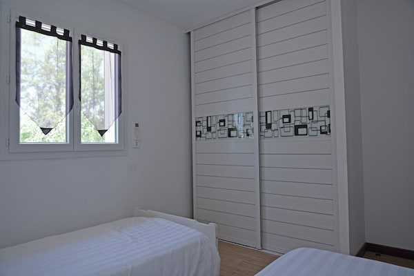 Foto van Villa in Montauroux met Zwembad en Uitzicht - Vakantiehuis in Montauroux - BedRoom