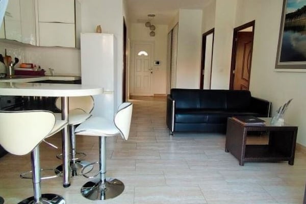 Foto van Villa in Montauroux met Zwembad en Uitzicht - Vakantiehuis in Montauroux - LivingRoom