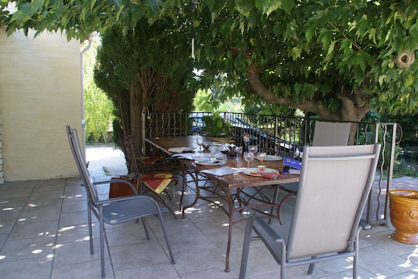 Foto van Vakantiehuis in Le Thor met privézwembad - Vakantiehuis in Le Thor - TerraceBalcony