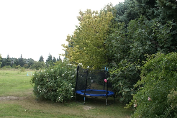 Foto van Vakantiehuis in Le Thor met privézwembad - Vakantiehuis in Le Thor - GardenSummer
