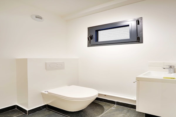 Foto van Strak en verfijnd appartement - Levallois-Perret - Vakantiehuis in Levallois-Perret - 