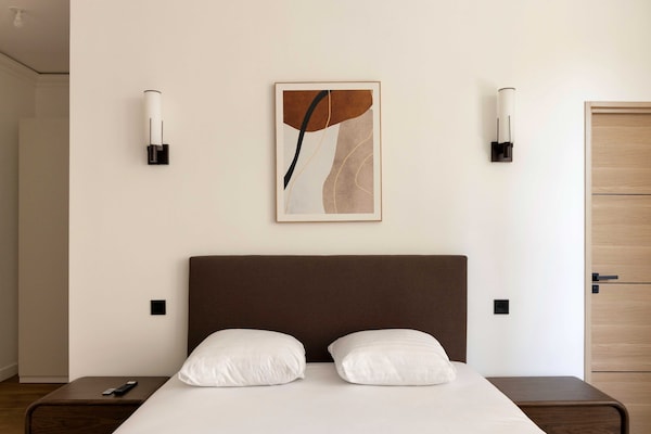 Foto van Premium duplex airconditioning 4BR/8P - Levallois-Perret - Untagged