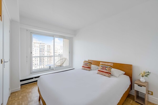 Foto van Licht appartement – 1 slaapkamer/4 personen – vlakbij Parijs en La Défense - Untagged