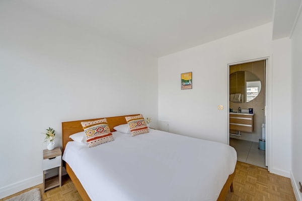 Foto van Licht appartement – 1 slaapkamer/4 personen – vlakbij Parijs en La Défense - Untagged