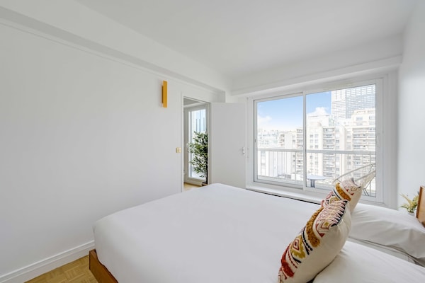Foto van Licht appartement – 1 slaapkamer/4 personen – vlakbij Parijs en La Défense - Untagged
