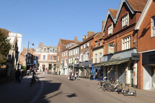 Foto van 2-slaapkamerappartement in Newbury voor 7 - Vakantiehuis in West Berkshire - AreaSummer1KM