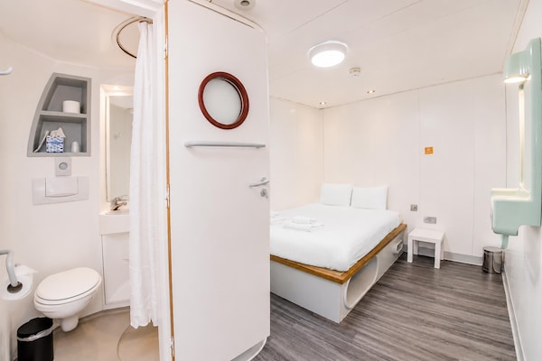 Foto van Citi Hotel London Heathrow - Standaard Dubbelkamer - Geen raam - BedRoom