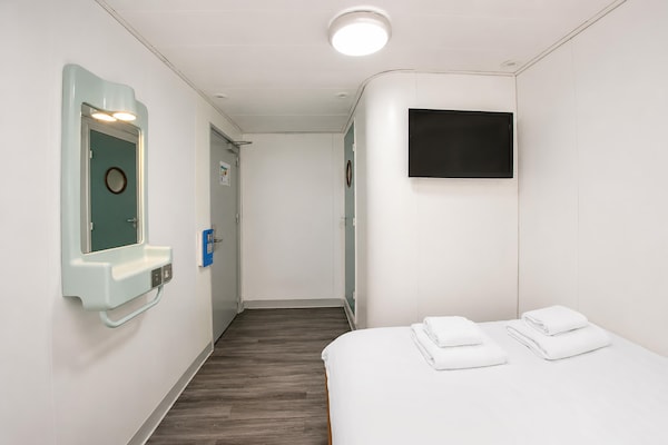 Foto van Citi Hotel London Heathrow - Standaard Dubbelkamer - Geen raam - BedRoom