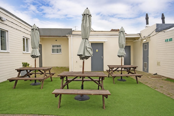 Foto van Citi Hotel London Heathrow - Standaard Familiekamer voor 4 personen - GardenSummer