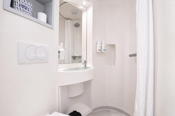 Foto van Citi Hotel London Heathrow - Standaard Familiekamer voor 4 personen - BathRoom