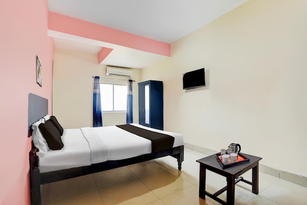 Foto van Bairiya-busterminal, Awadh-paleis - Vakantiehuis in Patna - BedRoom