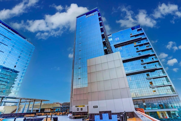 Foto van Sunday Hotel & Residences Gurugram - Vakantiehuis in Gurgaon - ExteriorSummer