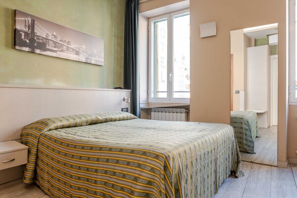 Foto van Hotel 3 Comfortabel verblijf in Ventimiglia - Vakantiehuis in Ventimiglia - Untagged