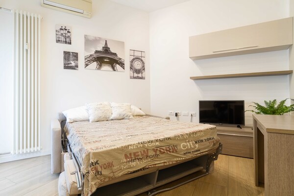 Foto van Prachtig 1BR appartement bij Milaan - Vakantiehuis in Sesto San Giovanni - Untagged