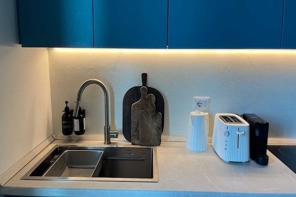 Foto van 1-slaapkamer/4-persoons appartement vlakbij het centraal station - Untagged