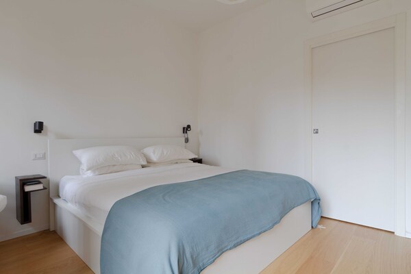 Foto van 1-slaapkamer/4-persoons appartement vlakbij het centraal station - Untagged
