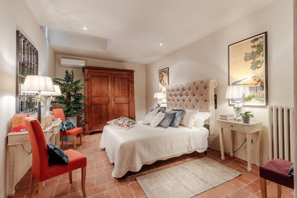 Foto van Villa met 10 slaapkamers in Lucca met zwembad - Vakantiehuis in Montecarlo - BedRoom