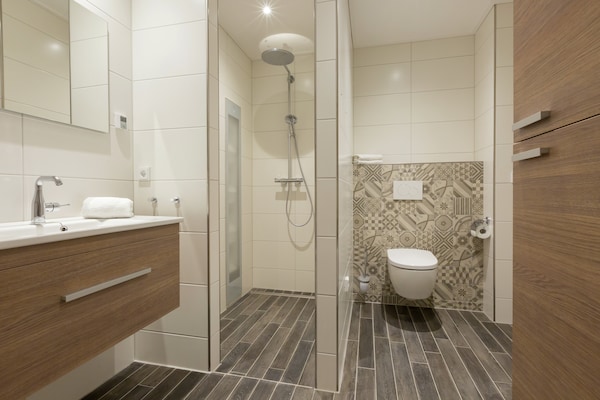 Foto van Vakantiehuis Oostkapelle bij Strand - Vakantiehuis in Oostkapelle - BathRoom